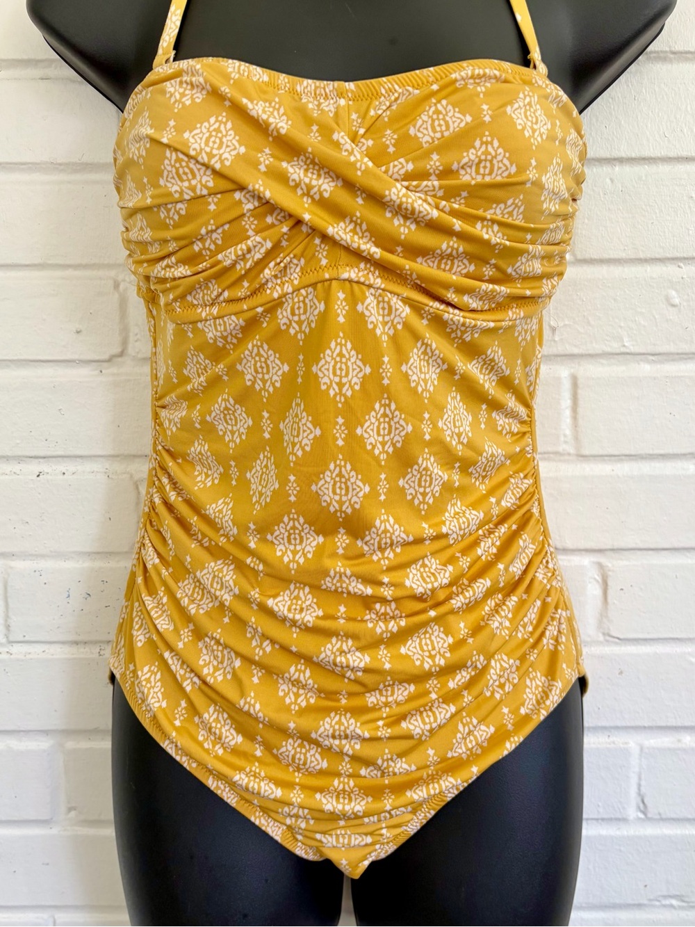 Garnet Hill Yellow & White Patterned One-Piece, SZ 6 EUC - Picture 4 of 8